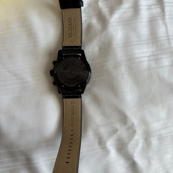 WATCH - Picture 13 of 15